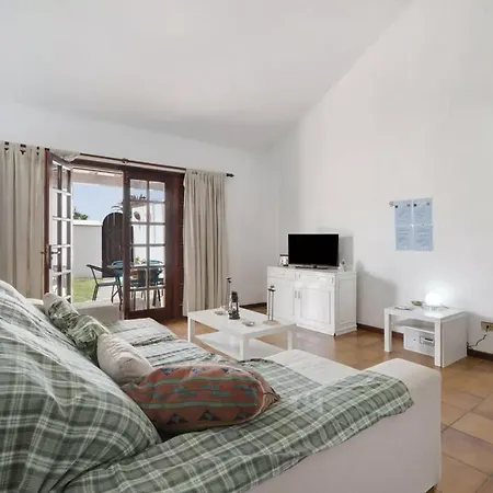 Casa Con Terraza En Fairways Apartamento *